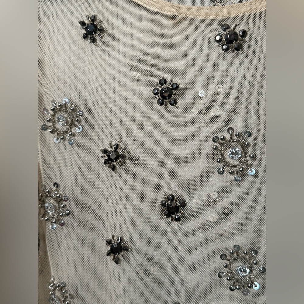 $128 Ann Taylor Nude Beaded Mesh Top Sz Small - Picture 3 of 7